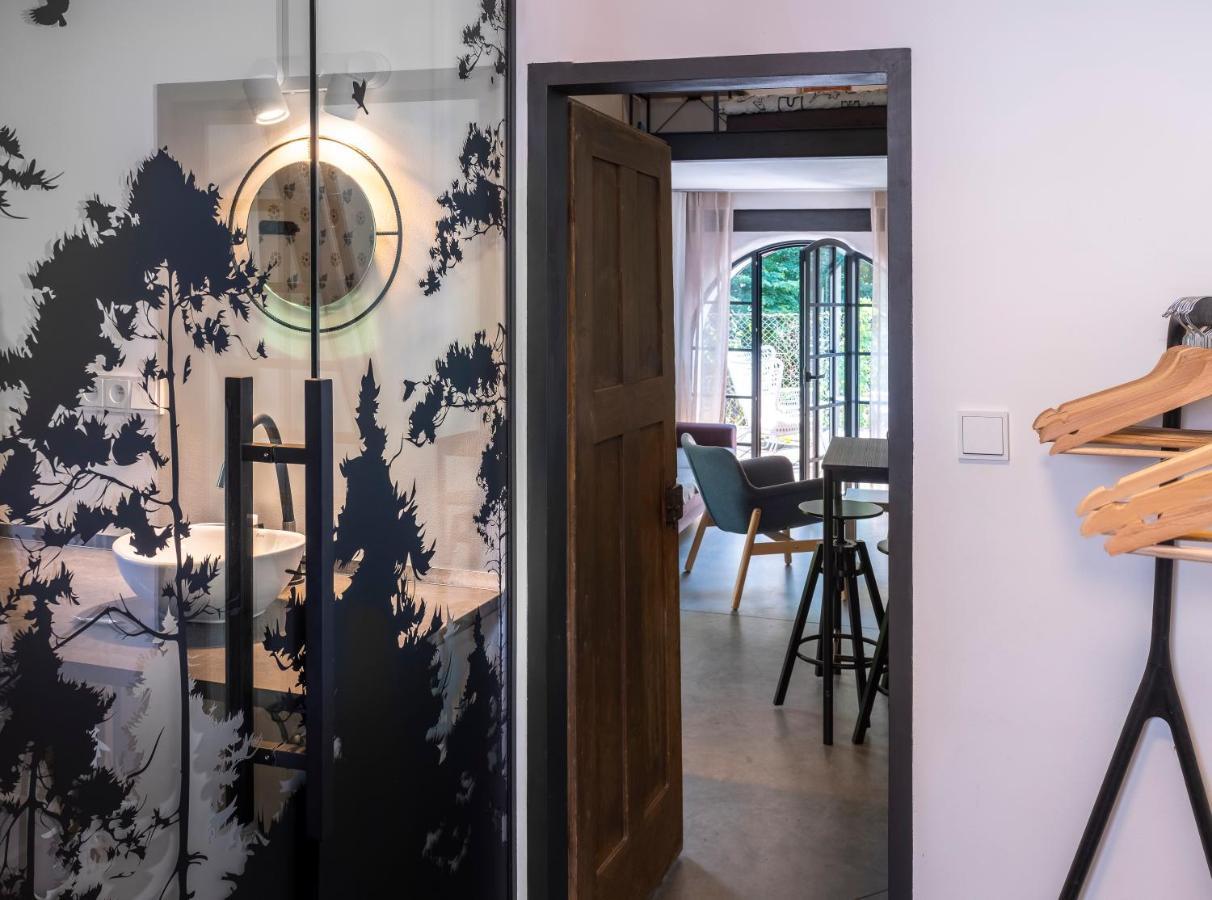 Tiny House, Podkrovni A S Vyhledem Do Zahrady