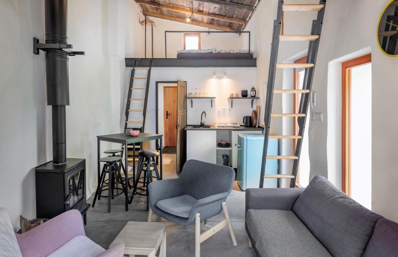 Tiny House, Podkrovni A S Vyhledem Do Zahrady * Острава
