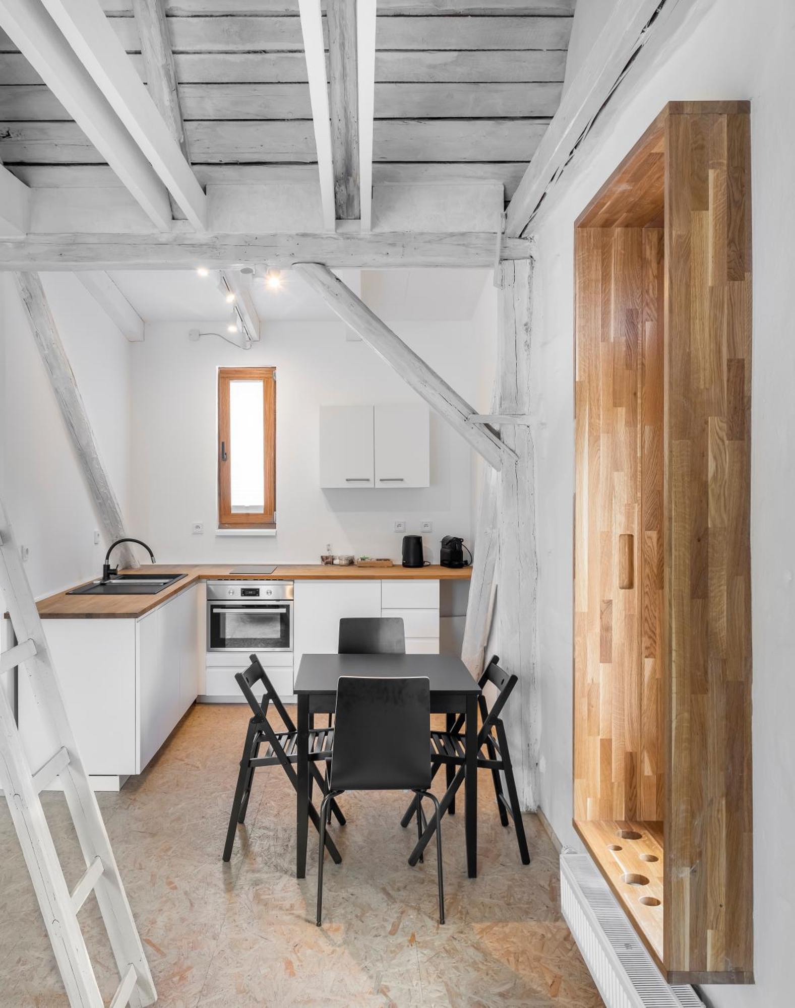 Tiny House, Podkrovni A S Vyhledem Do Zahrady Апартаменты Острава